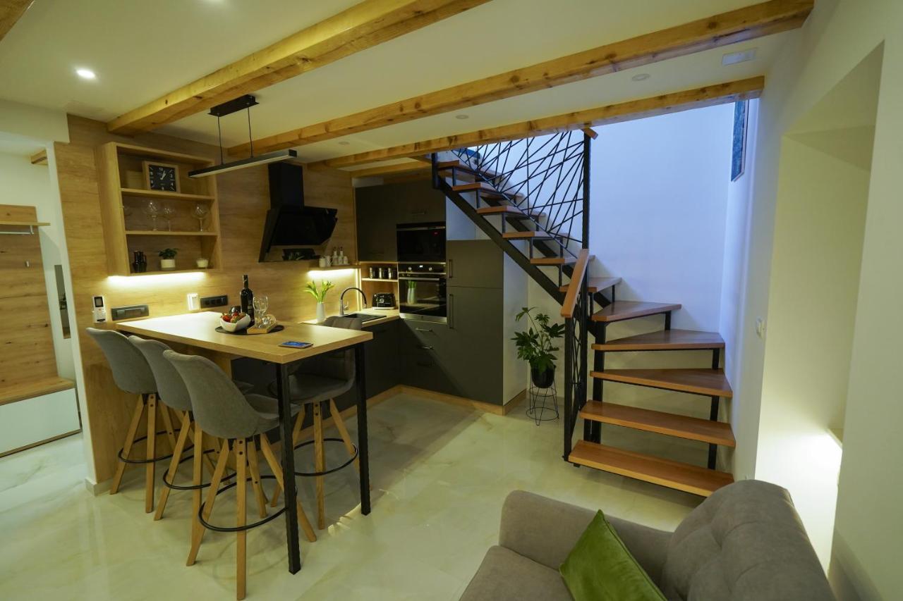 Apartment Ispod Ure Sinj Exteriör bild